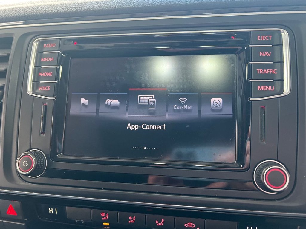 Used Volkswagen Caravelle 2016 for sale - 77121970: Photo 45