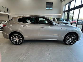 Used Maserati Levante 2017 for sale - 79389793: Photo