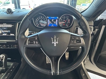 Used Maserati Levante 2017 for sale - 79389793: Photo
