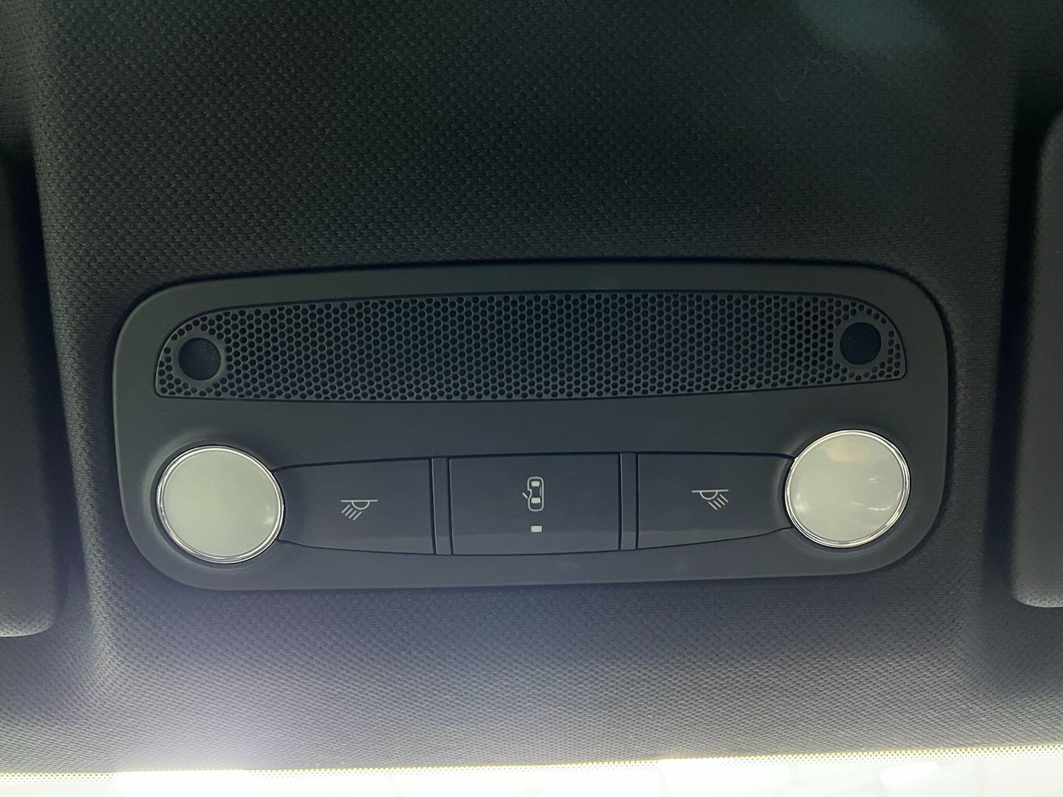 Used Audi TT 2011 for sale - 77203611: Photo 30