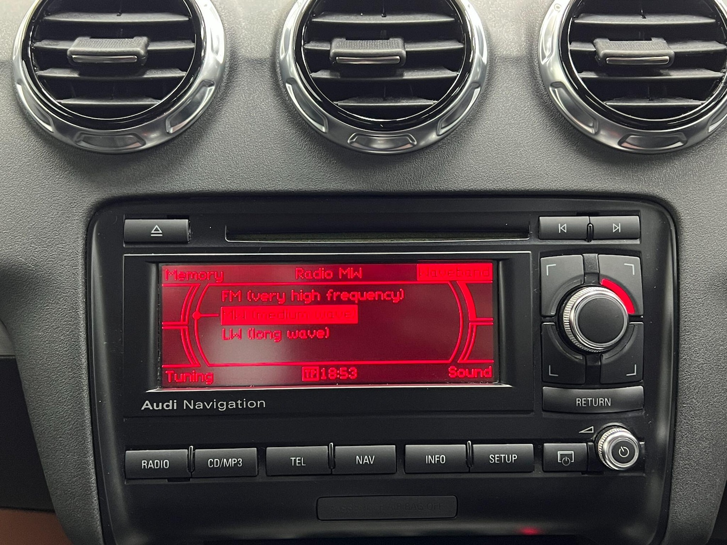 Used Audi TT 2011 for sale - 77203611: Photo 40