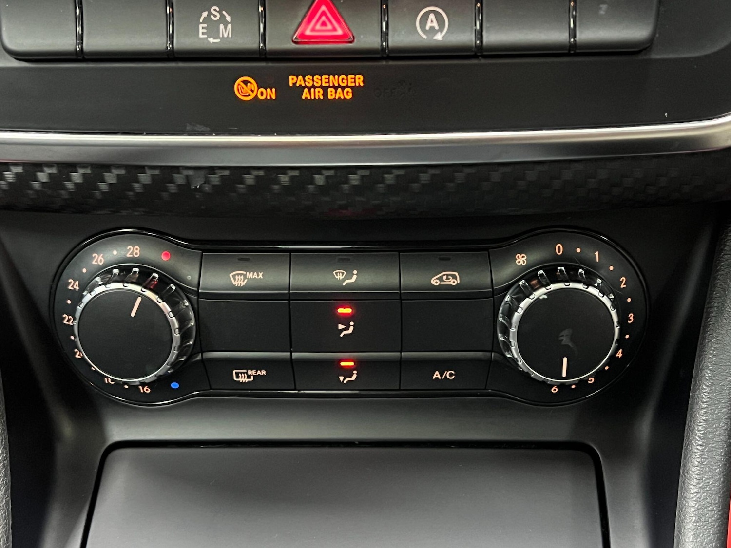 Used Mercedes-Benz A-Class 2015 for sale - 77230331: Photo 32