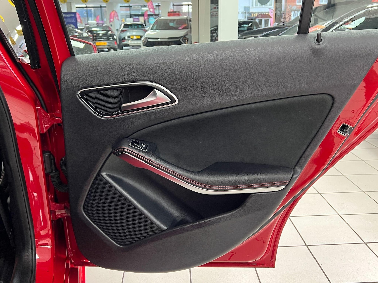 Used Mercedes-Benz A-Class 2015 for sale - 77230331: Photo 39