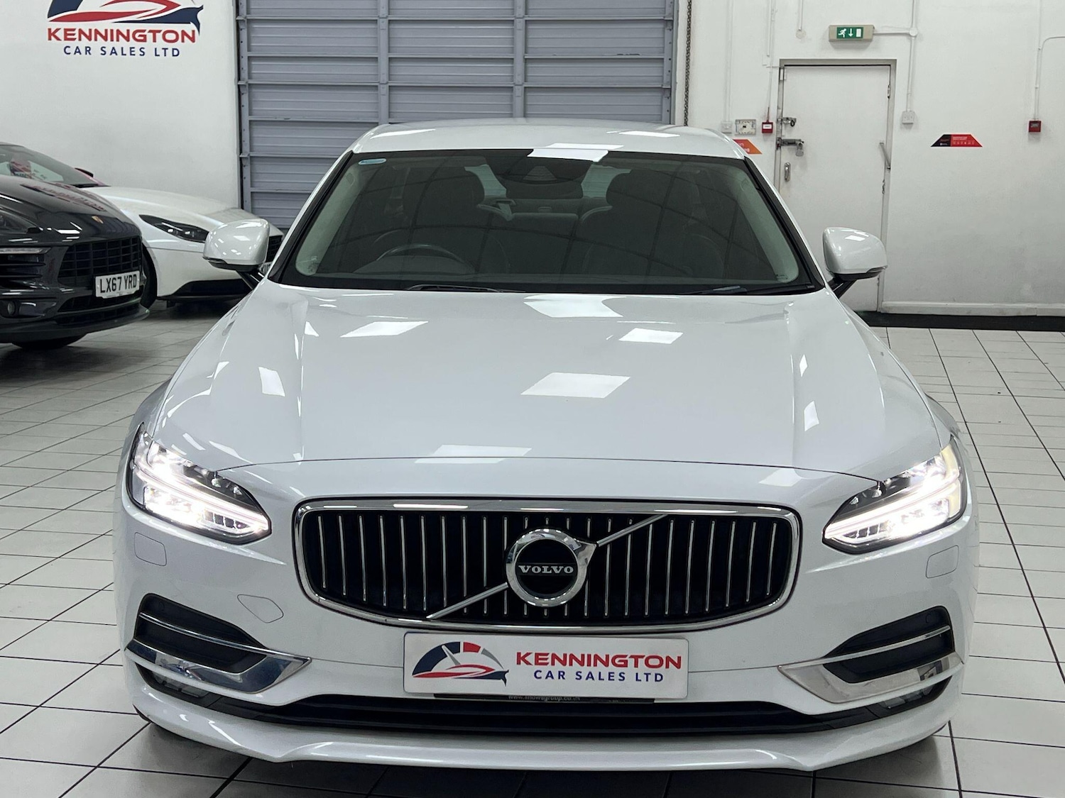 Used Volvo S90 2017 for sale - 76898302: Photo 10