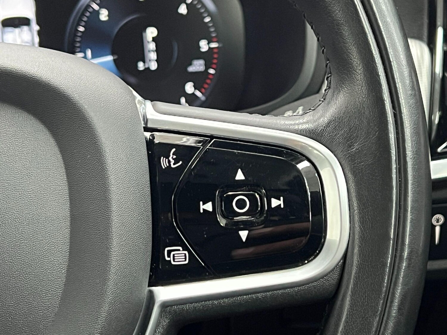 Used Volvo S90 2017 for sale - 76898302: Photo 30