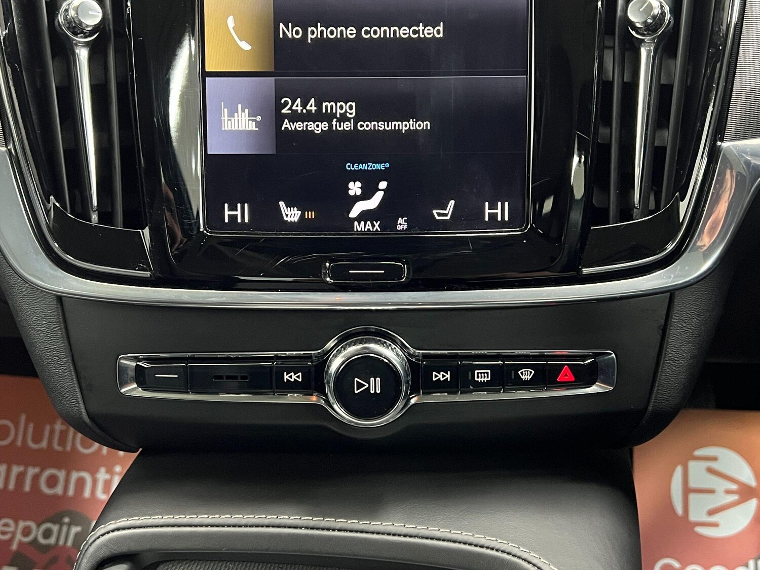 Used Volvo S90 2017 for sale - 76898302: Photo 43