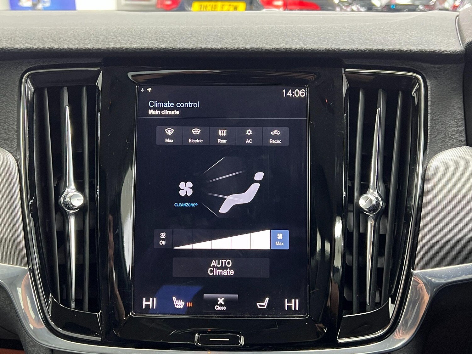 Used Volvo S90 2017 for sale - 76898302: Photo 44