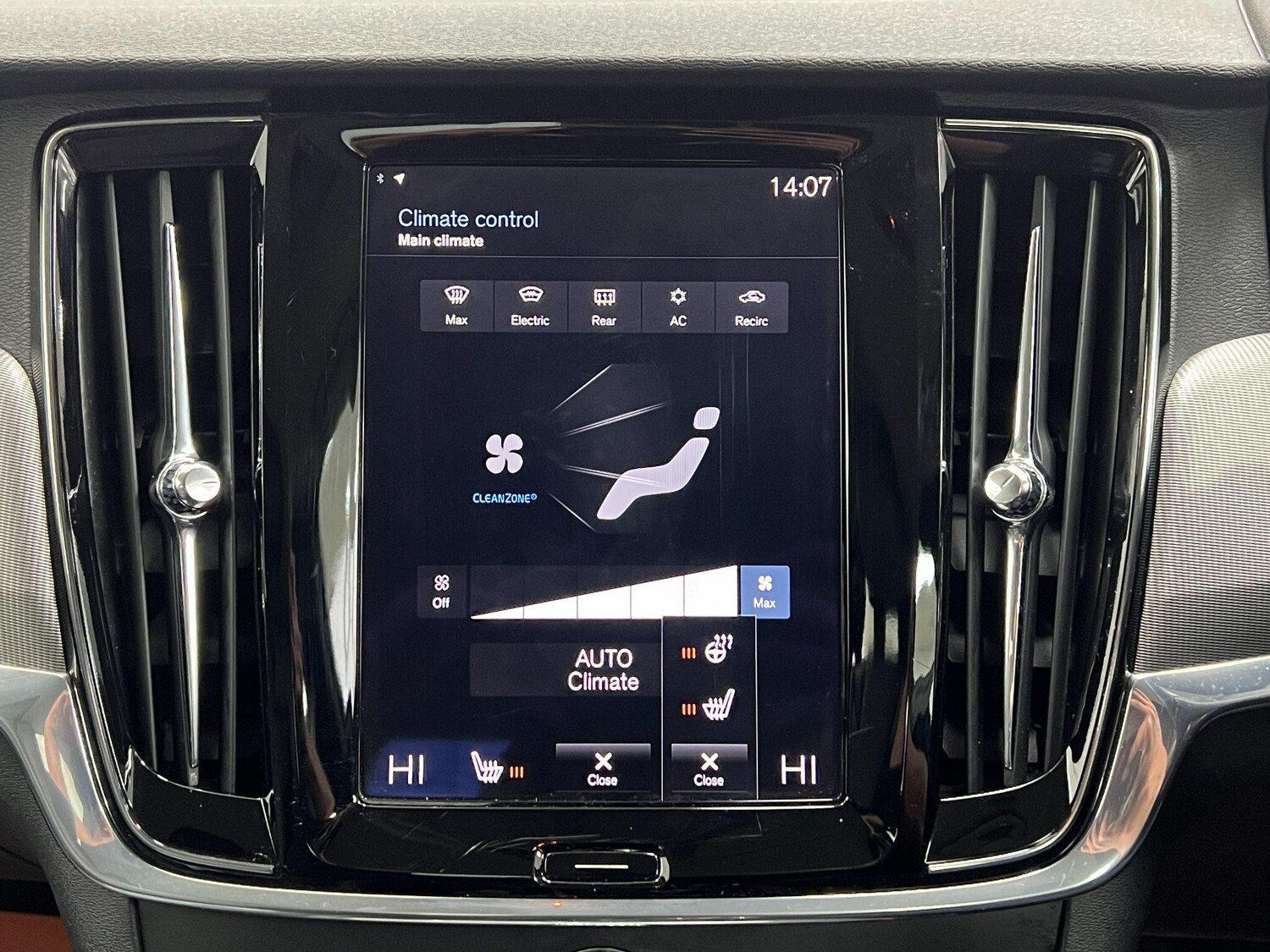 Used Volvo S90 2017 for sale - 76898302: Photo 45