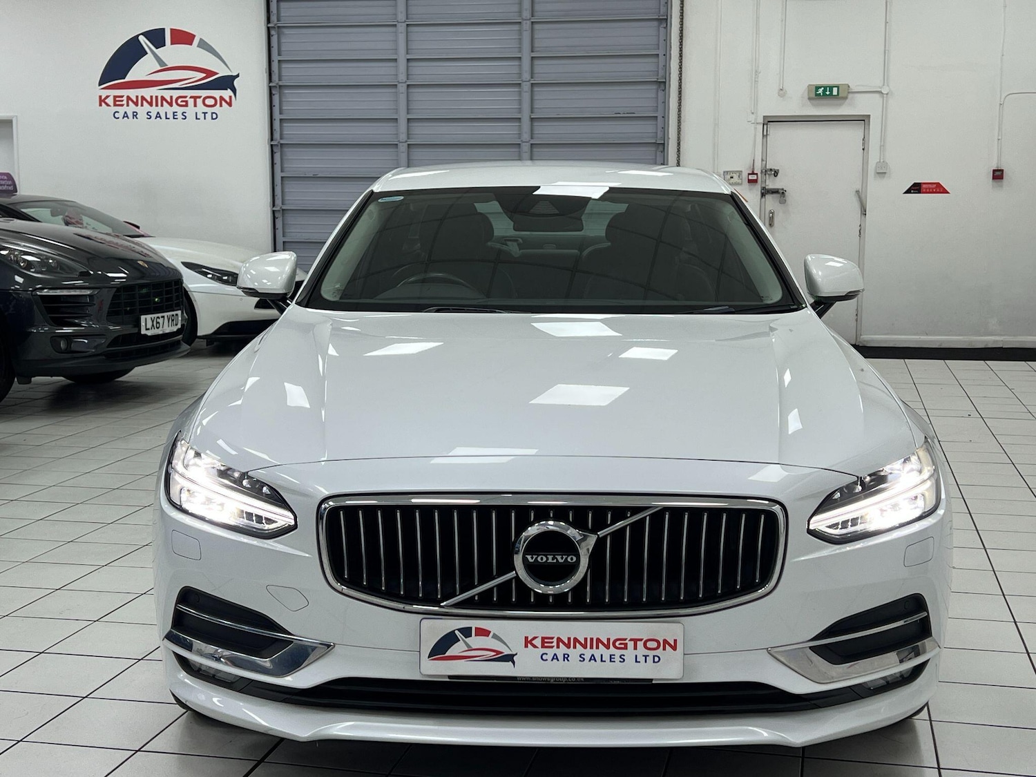 Used Volvo S90 2017 for sale - 76898302: Photo 5