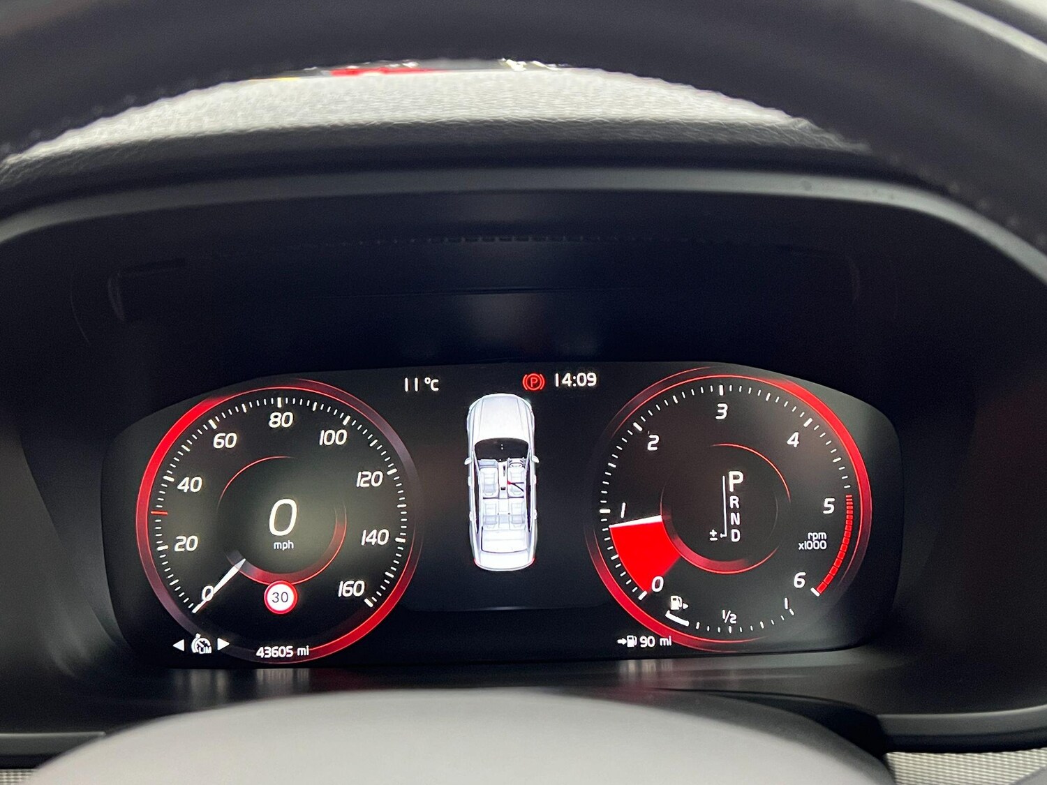 Used Volvo S90 2017 for sale - 76898302: Photo 74