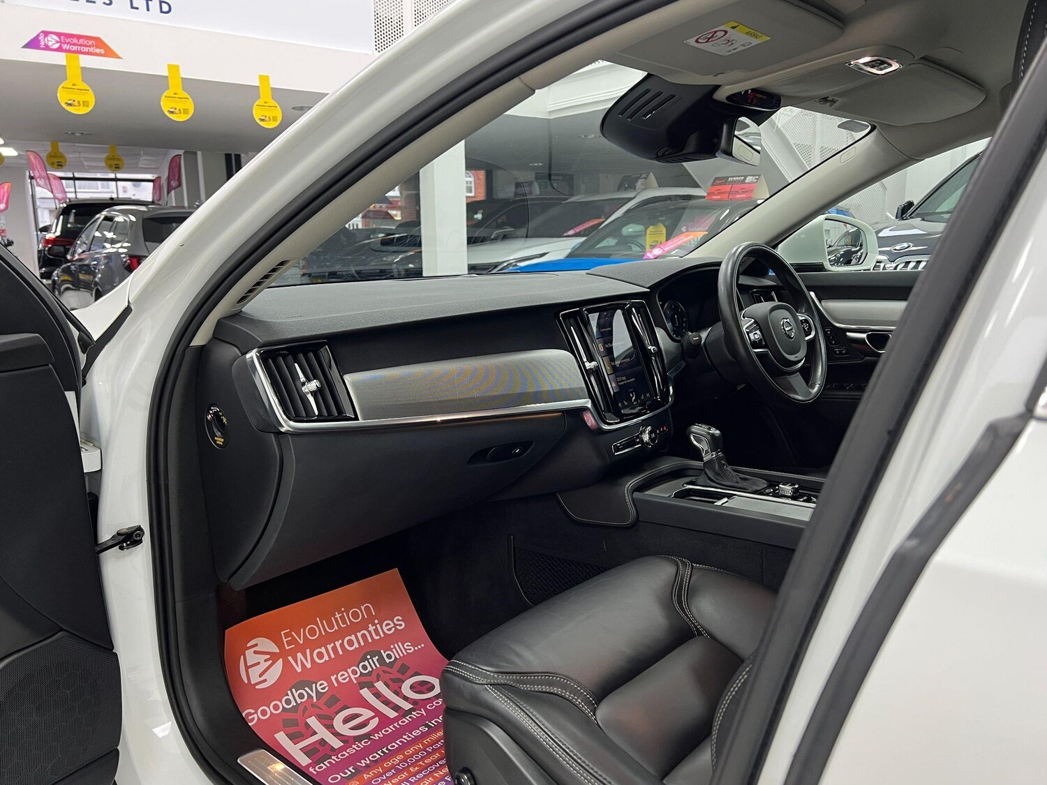 Used Volvo S90 2017 for sale - 76898302: Photo 82