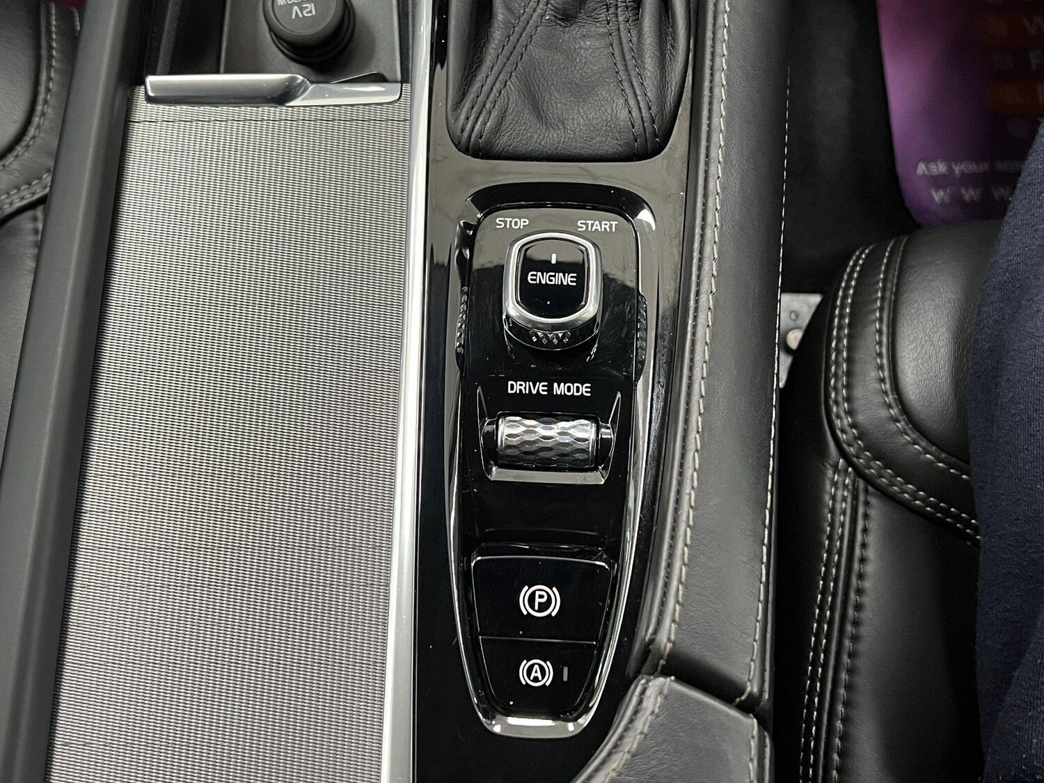 Used Volvo S90 2017 for sale - 76898302: Photo 88