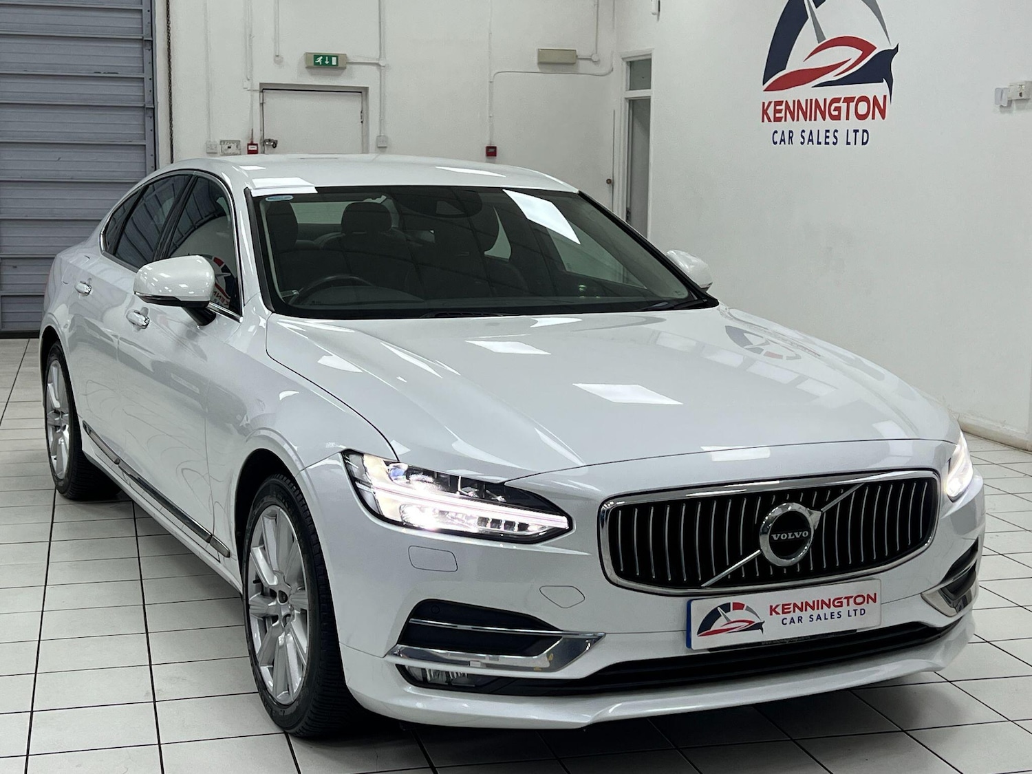 Used Volvo S90 2017 for sale - 76898302: Photo 9