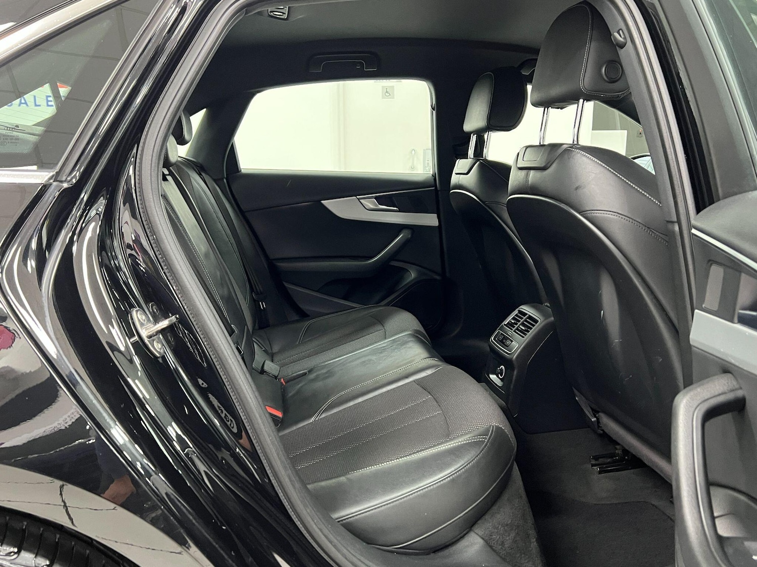 Used Audi A4 for sale - 77215749: Photo 22