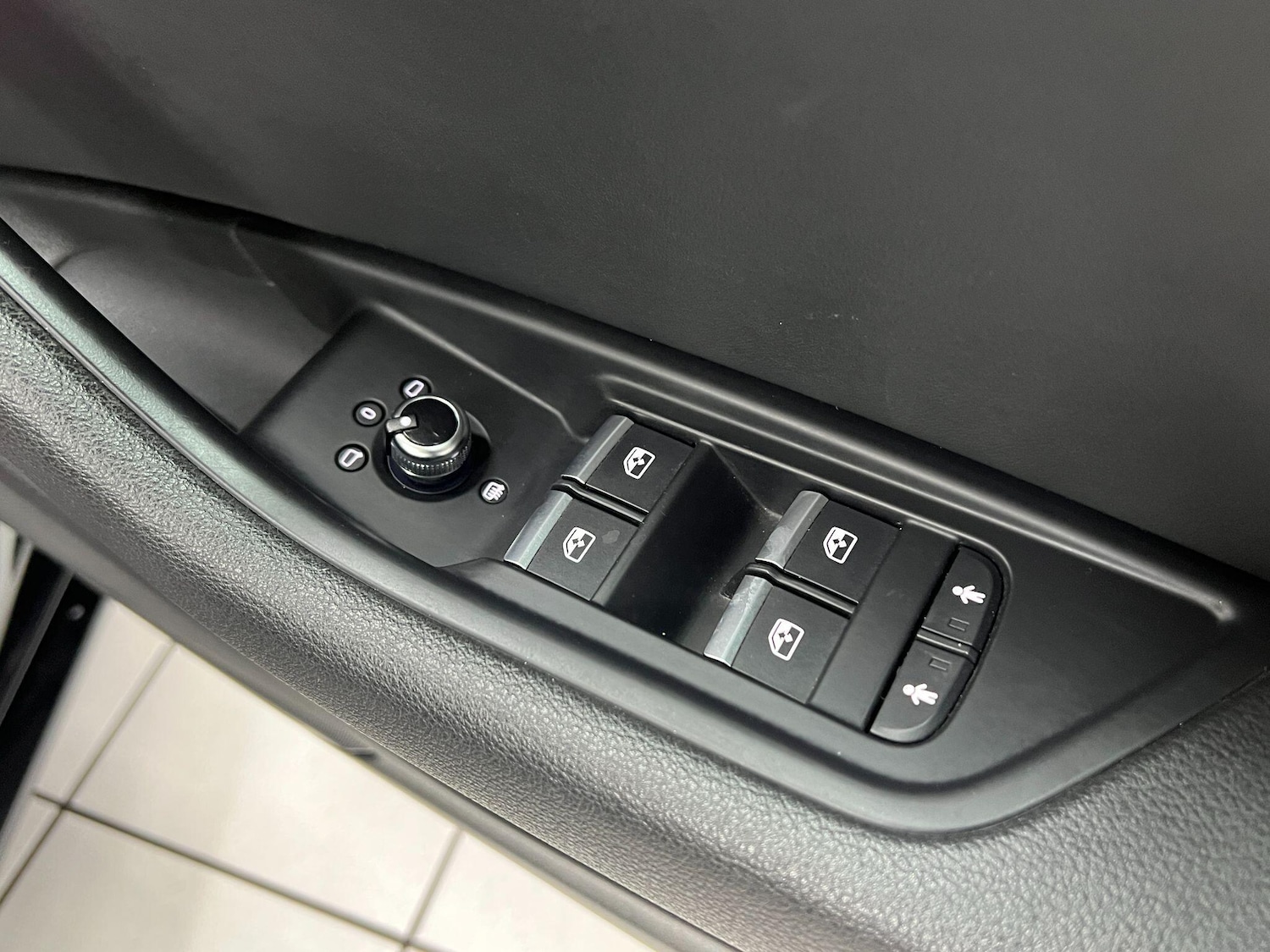 Used Audi A4 for sale - 77215749: Photo 23