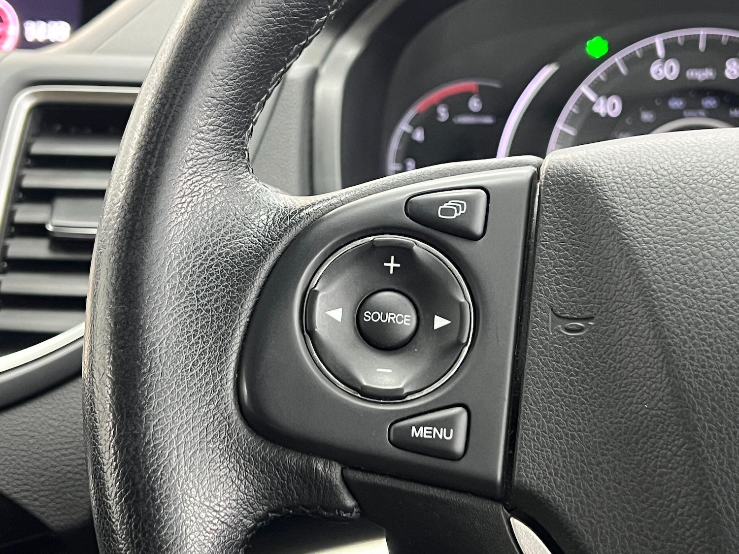 Used Honda CR-V 2017 for sale - 77057203: Photo 23