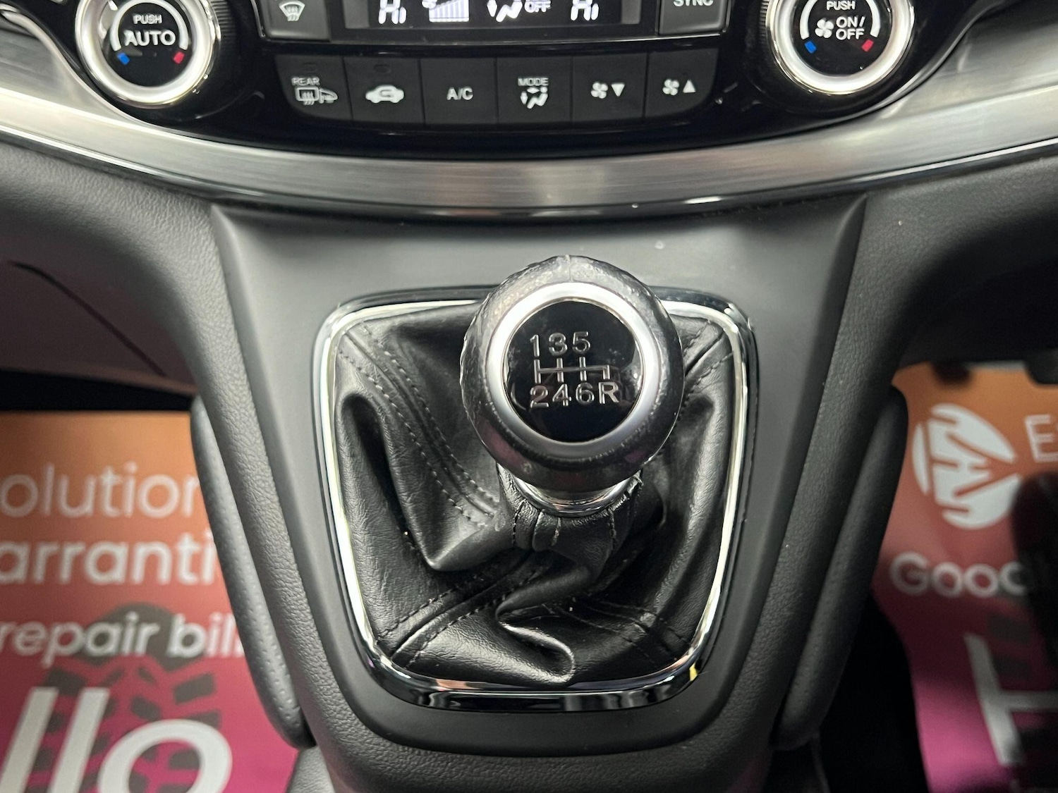 Used Honda CR-V 2017 for sale - 77057203: Photo 28