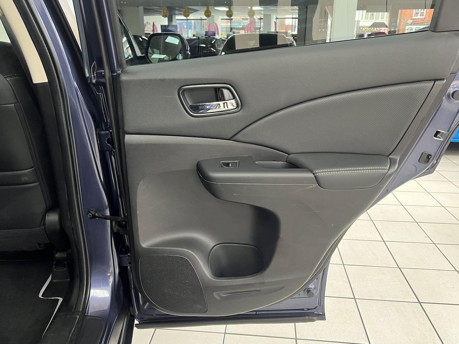 Used Honda CR-V 2017 for sale - 77057203: Photo 34