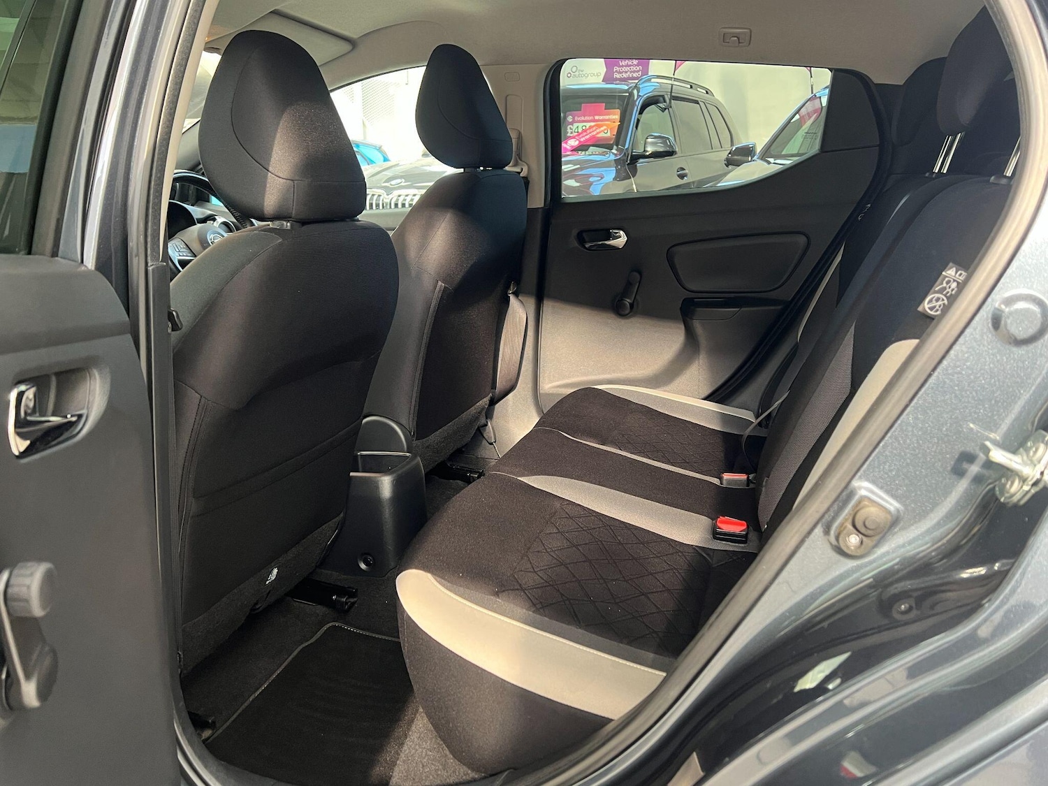 Used Nissan Micra 2017 for sale - 77057219: Photo 19