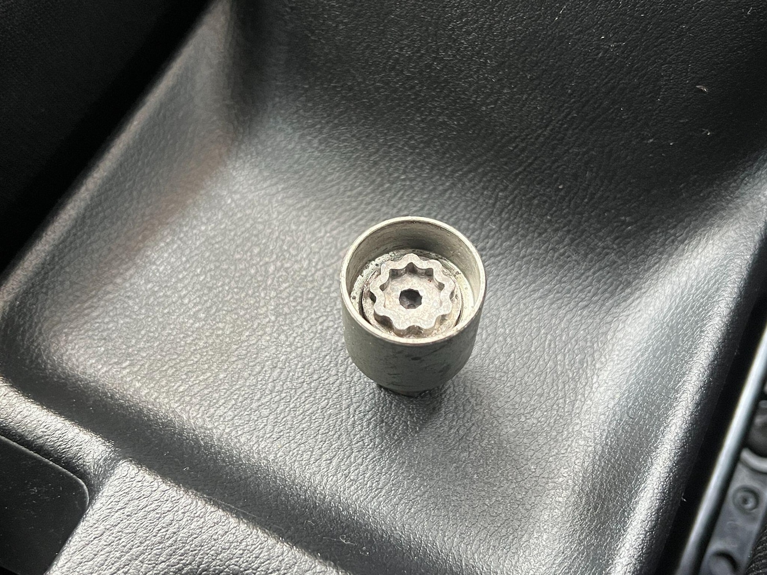 Used Nissan Micra 2017 for sale - 77057219: Photo 71