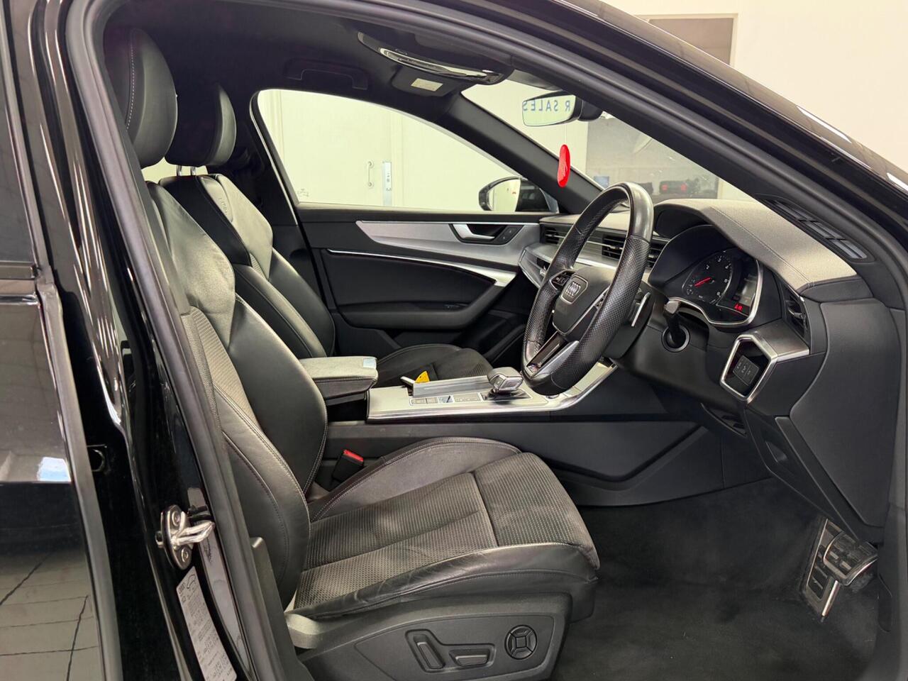 Used Audi A6 Saloon 2021 for sale - 78128741: Photo 2