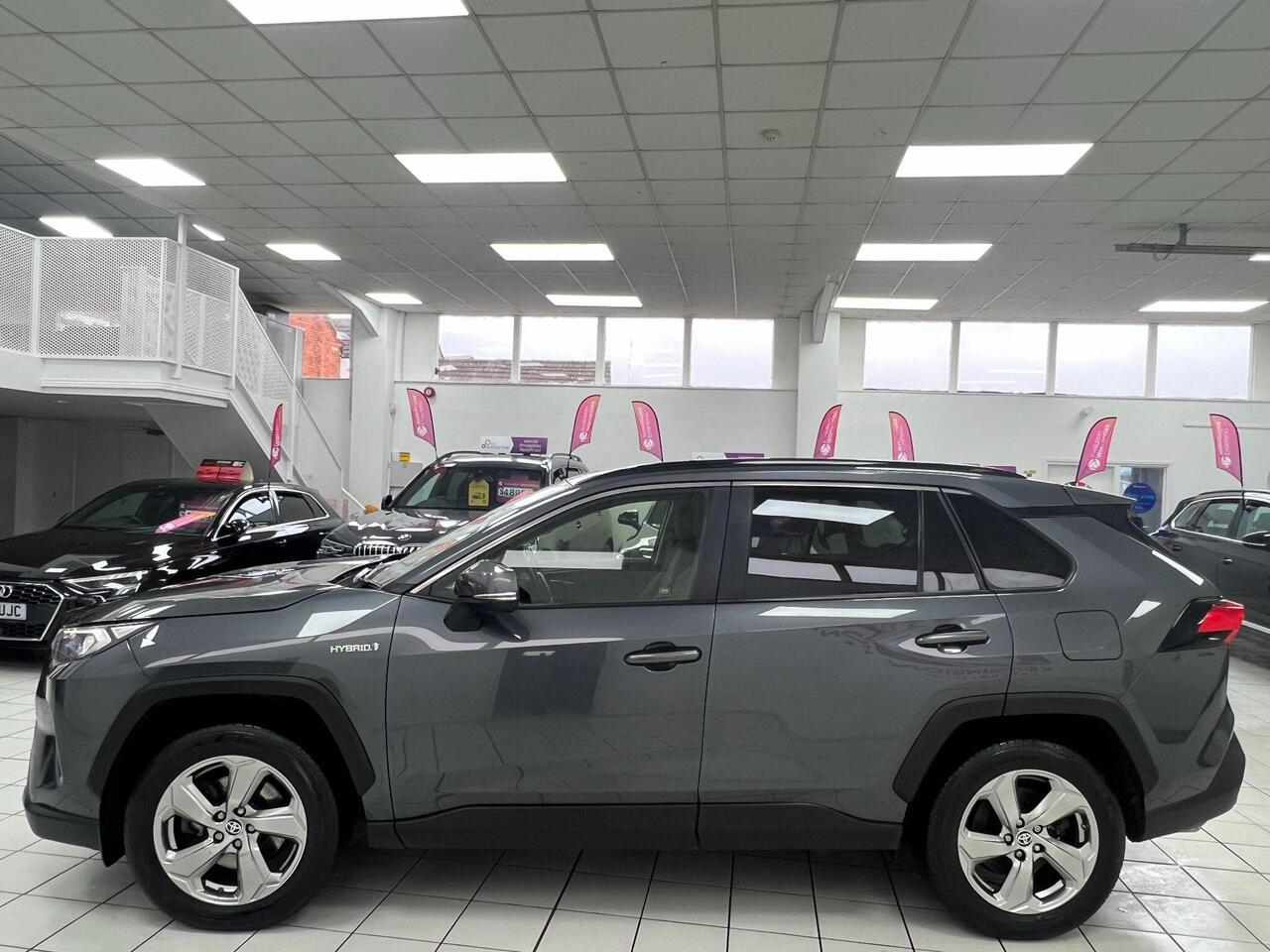 Used Toyota RAV4 2020 for sale - 77743928: Photo 13