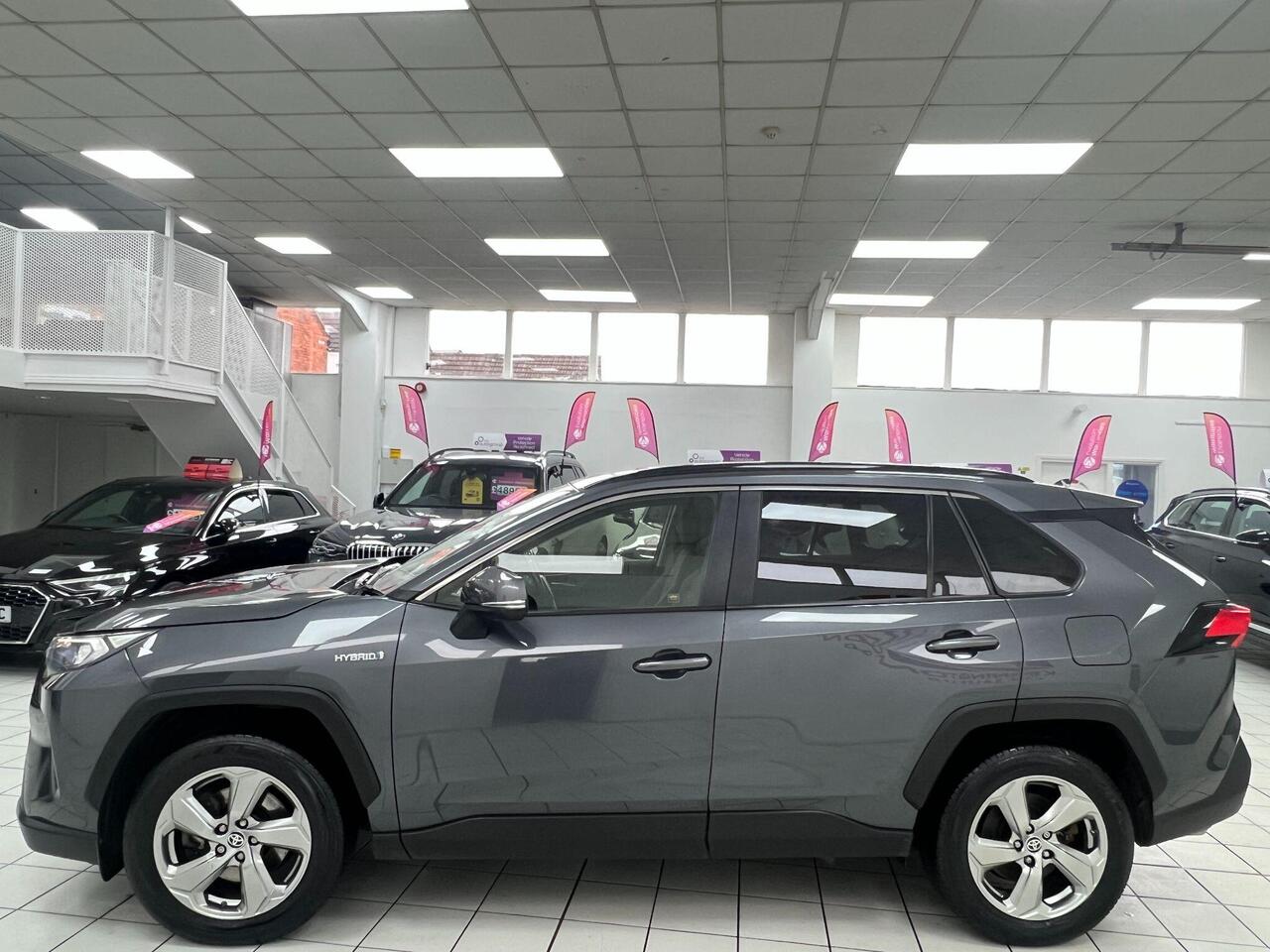 Used Toyota RAV4 2020 for sale - 77743928: Photo 14