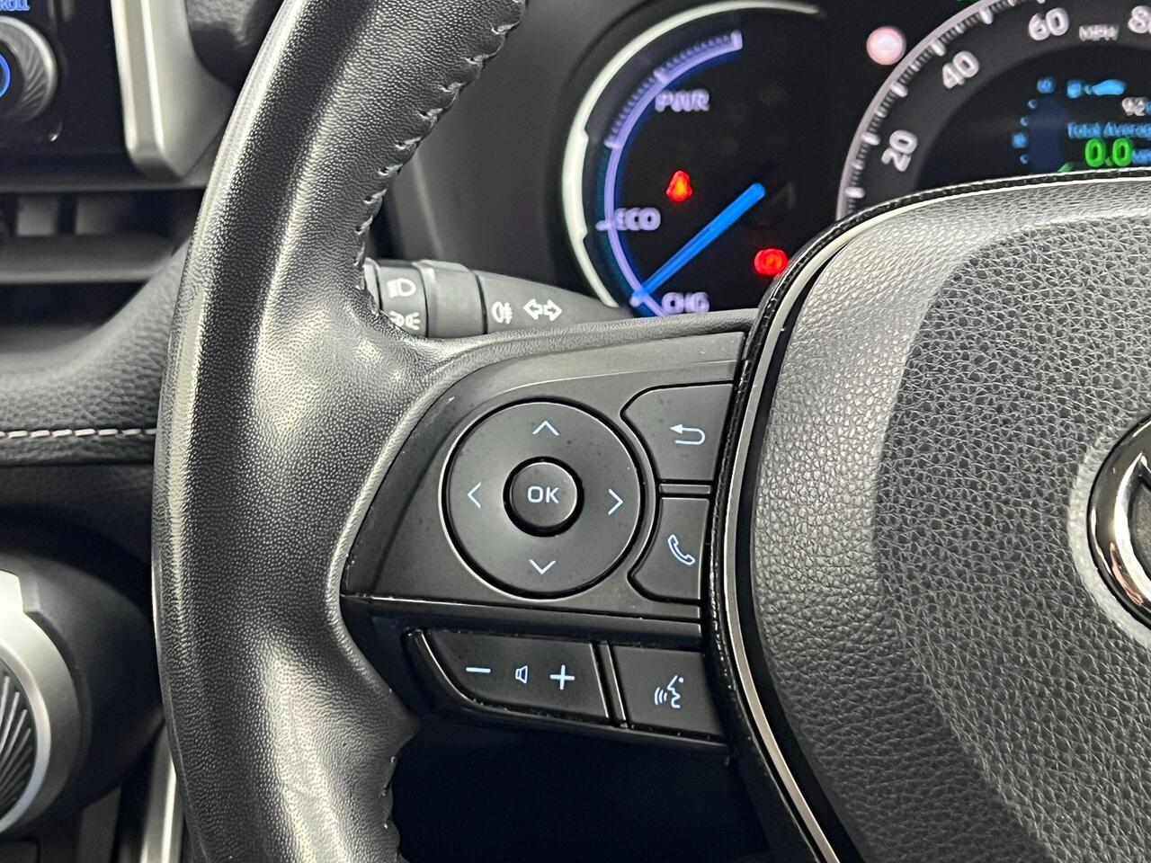 Used Toyota RAV4 2020 for sale - 77743928: Photo 30