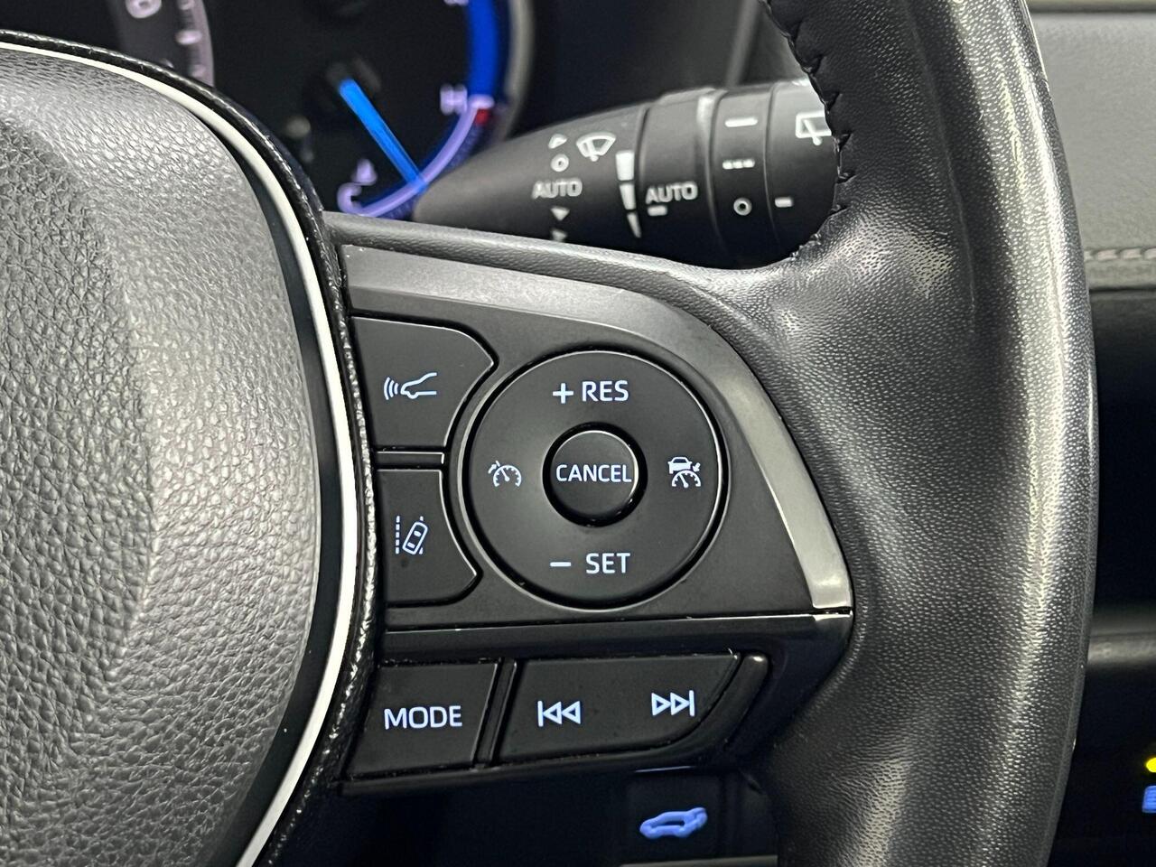 Used Toyota RAV4 2020 for sale - 77743928: Photo 31