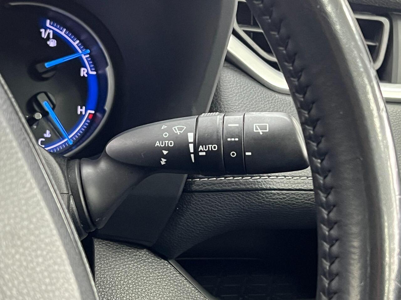 Used Toyota RAV4 2020 for sale - 77743928: Photo 32