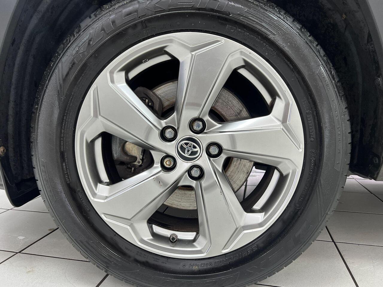 Used Toyota RAV4 2020 for sale - 77743928: Photo 40