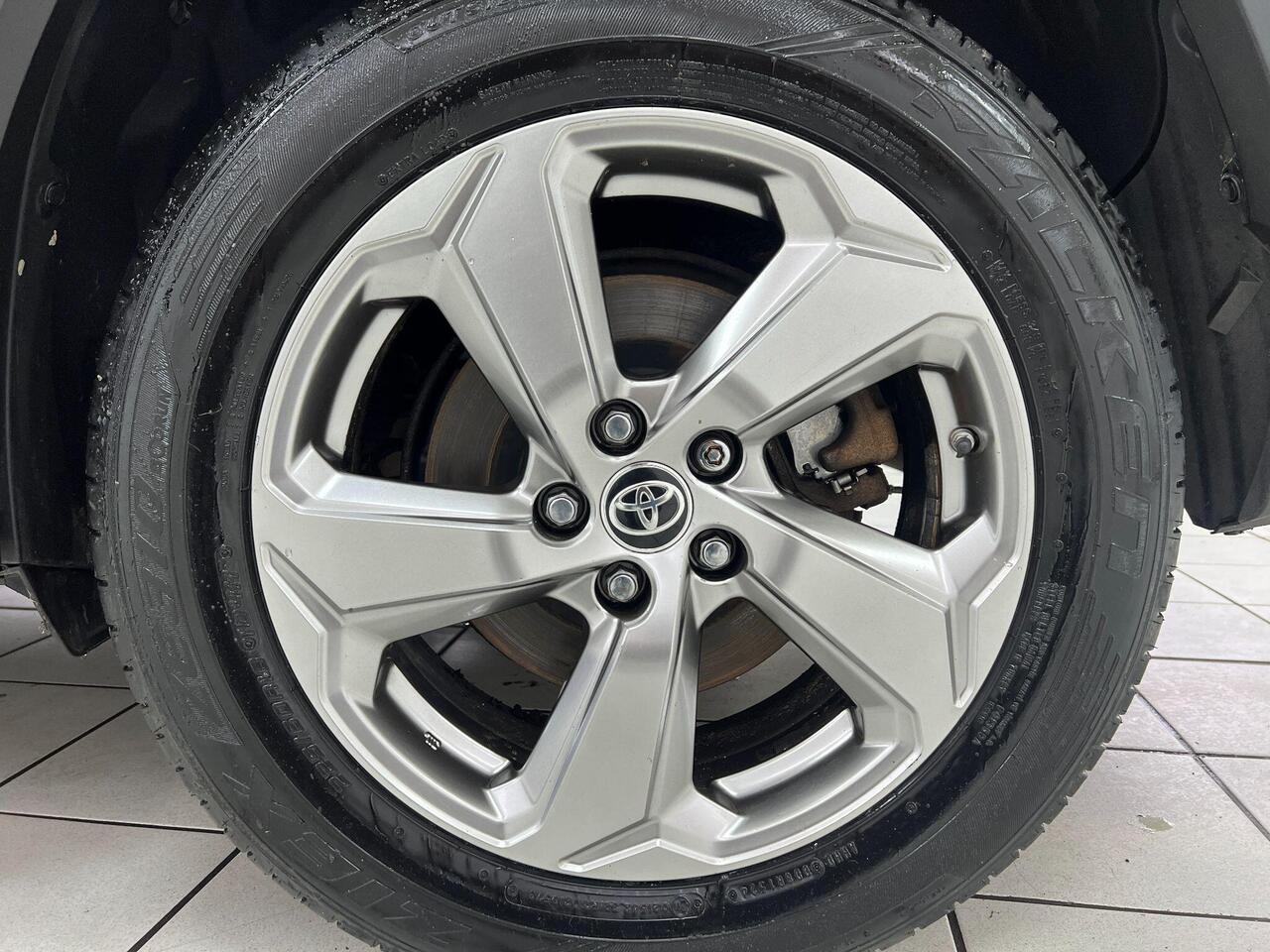 Used Toyota RAV4 2020 for sale - 77743928: Photo 41