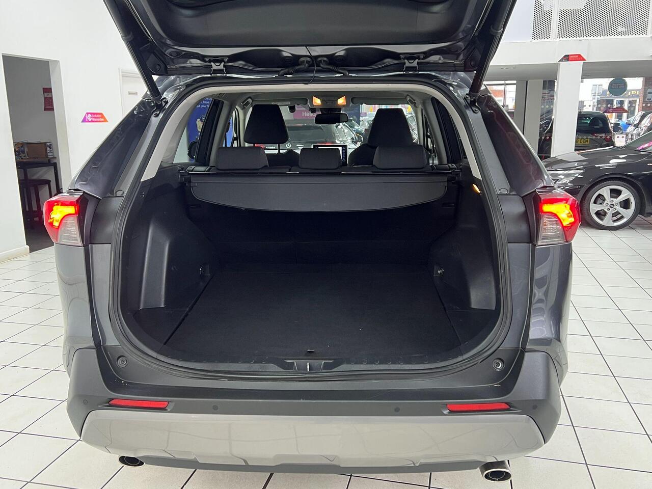 Used Toyota RAV4 2020 for sale - 77743928: Photo 89