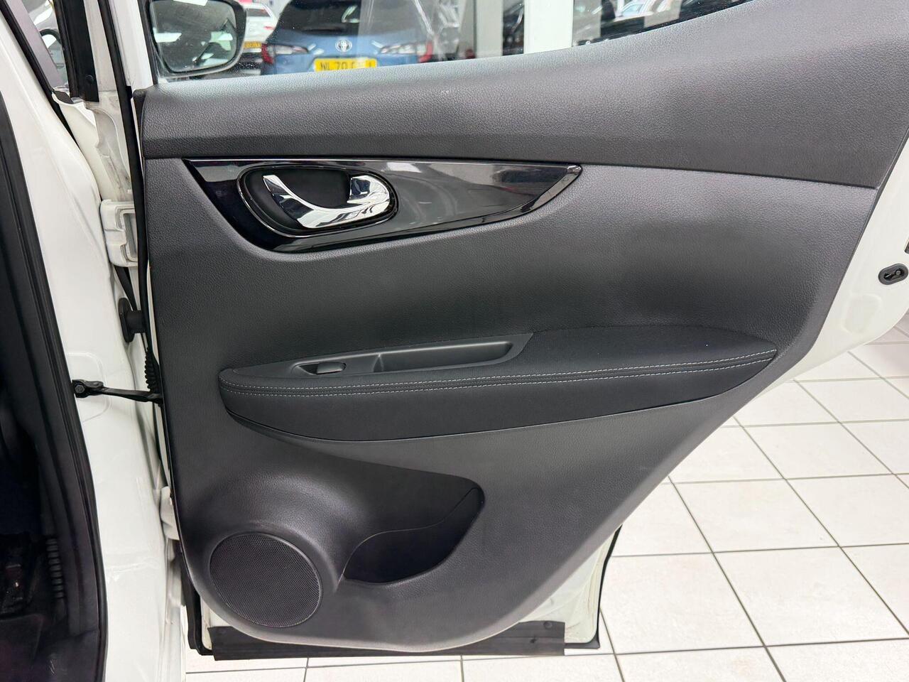 Used Nissan Qashqai 2016 for sale - 78048752: Photo 32