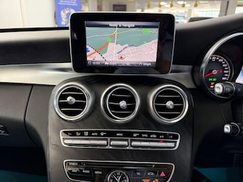 Used Mercedes-Benz C Class 2018 for sale - 79363178: Photo