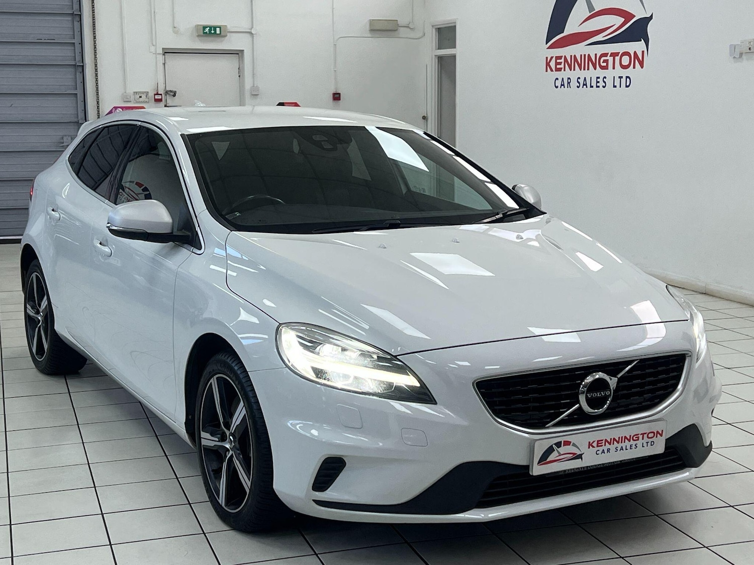 Used Volvo V40 2016 for sale - 77074561: Photo 12