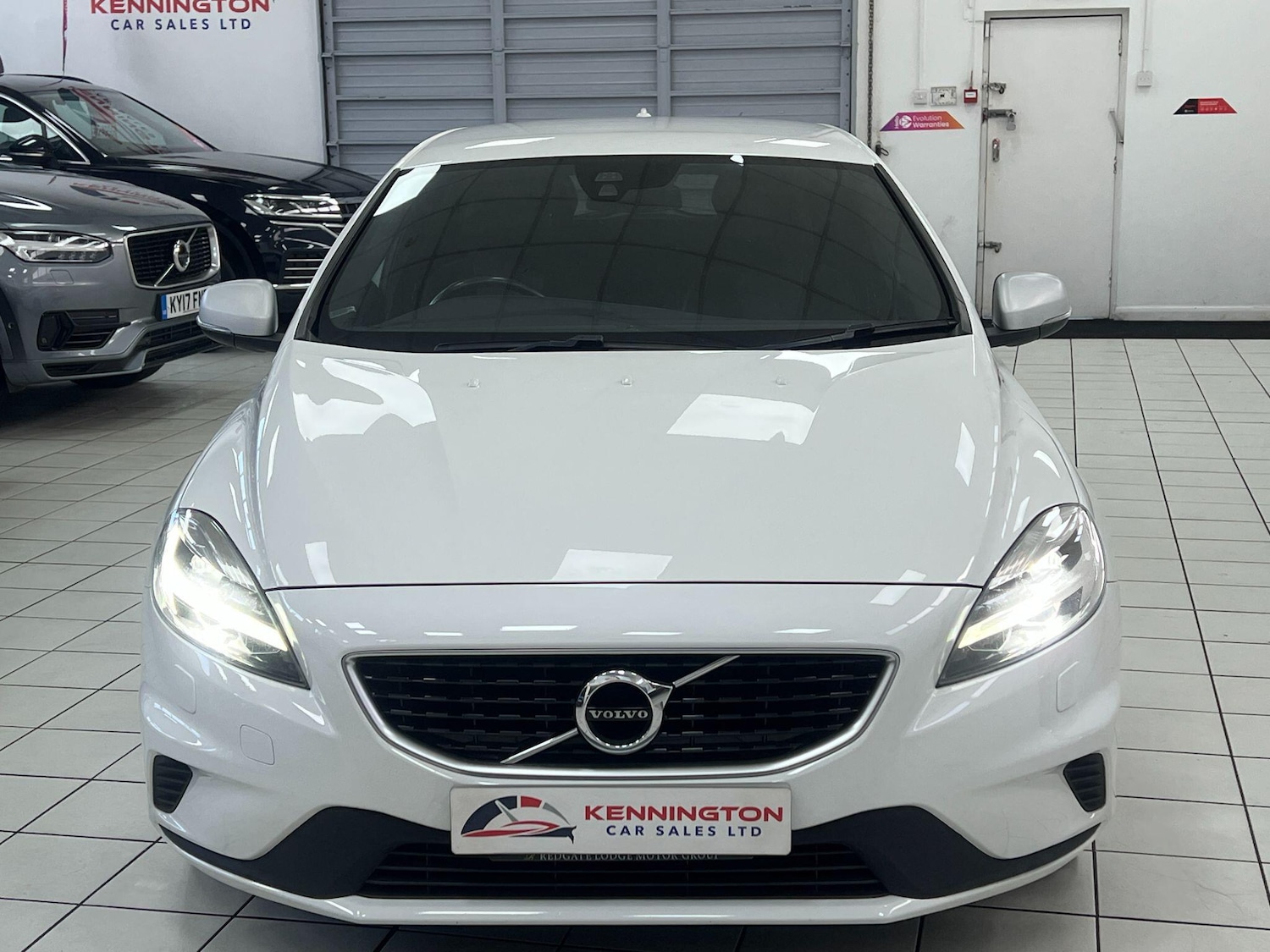 Used Volvo V40 2016 for sale - 77074561: Photo 13