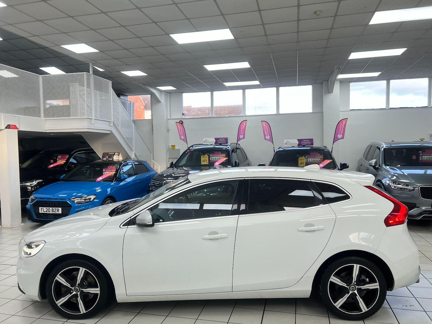 Used Volvo V40 2016 for sale - 77074561: Photo 14