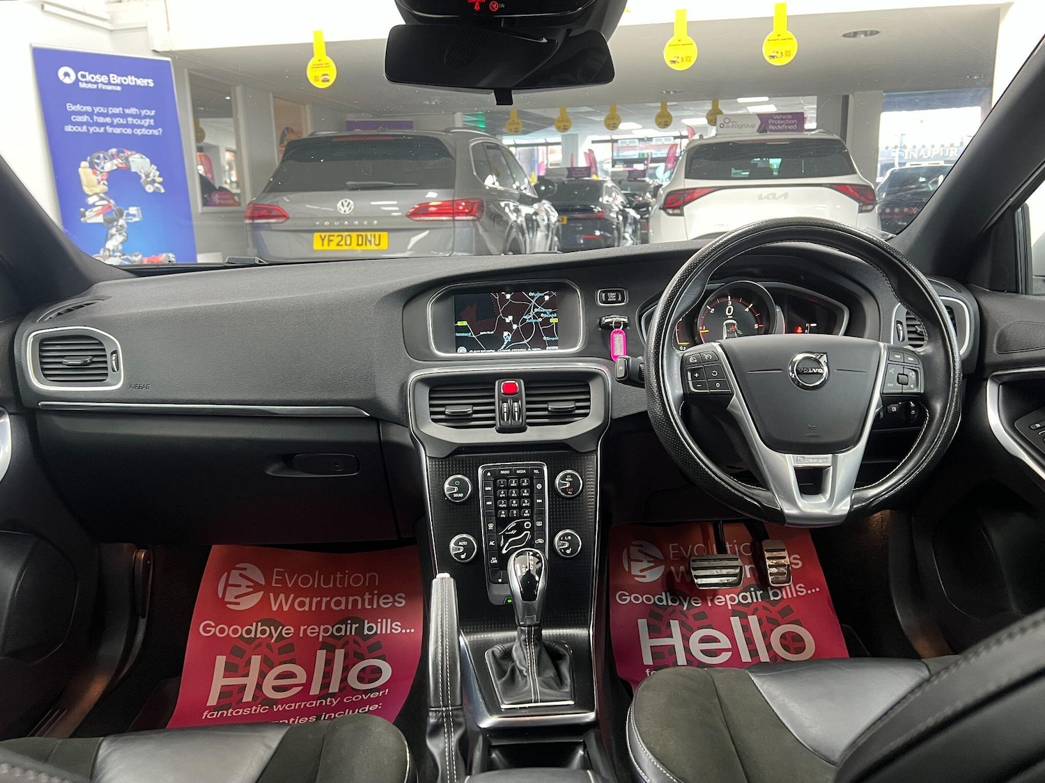 Used Volvo V40 2016 for sale - 77074561: Photo 2