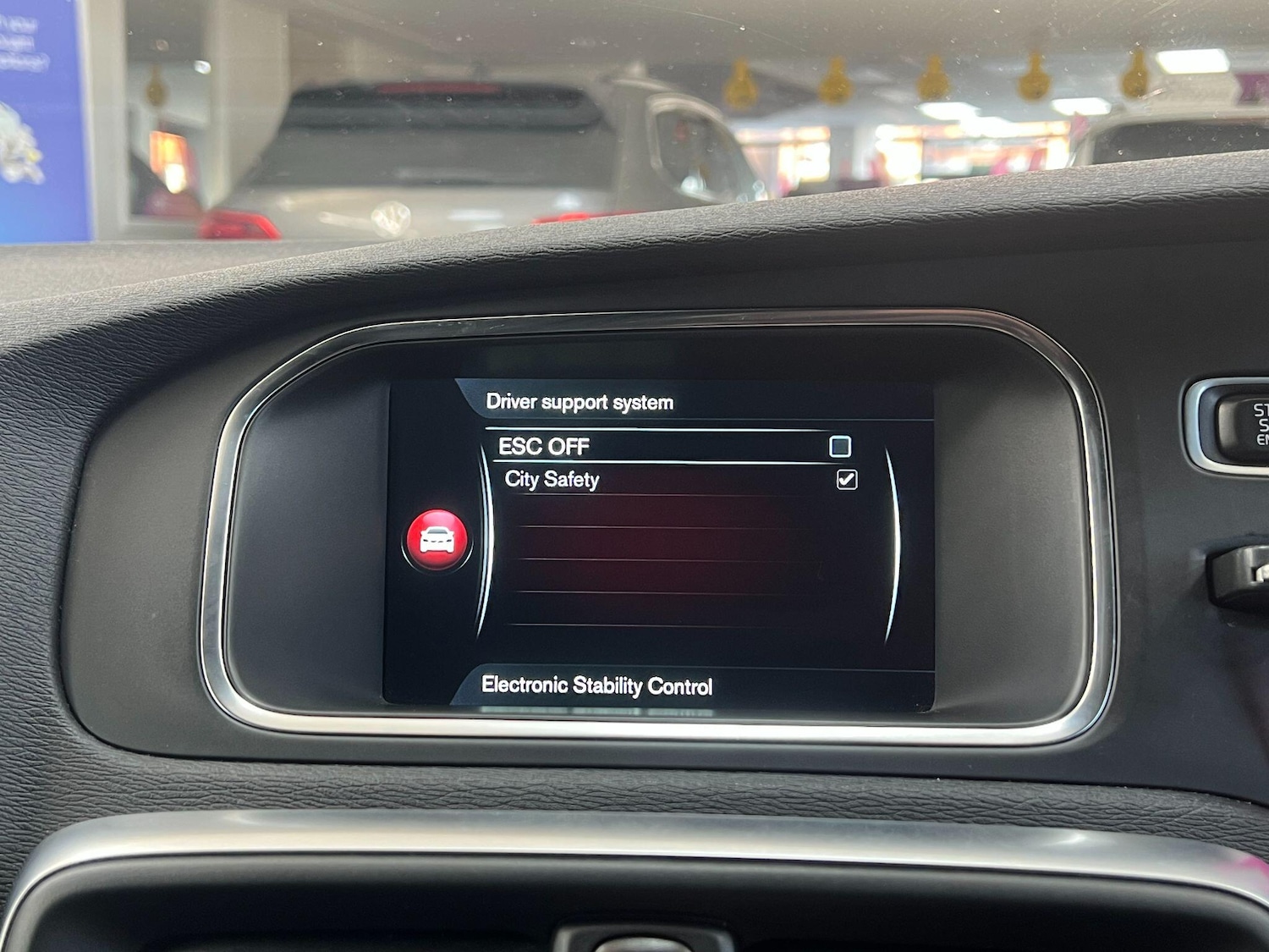 Used Volvo V40 2016 for sale - 77074561: Photo 54