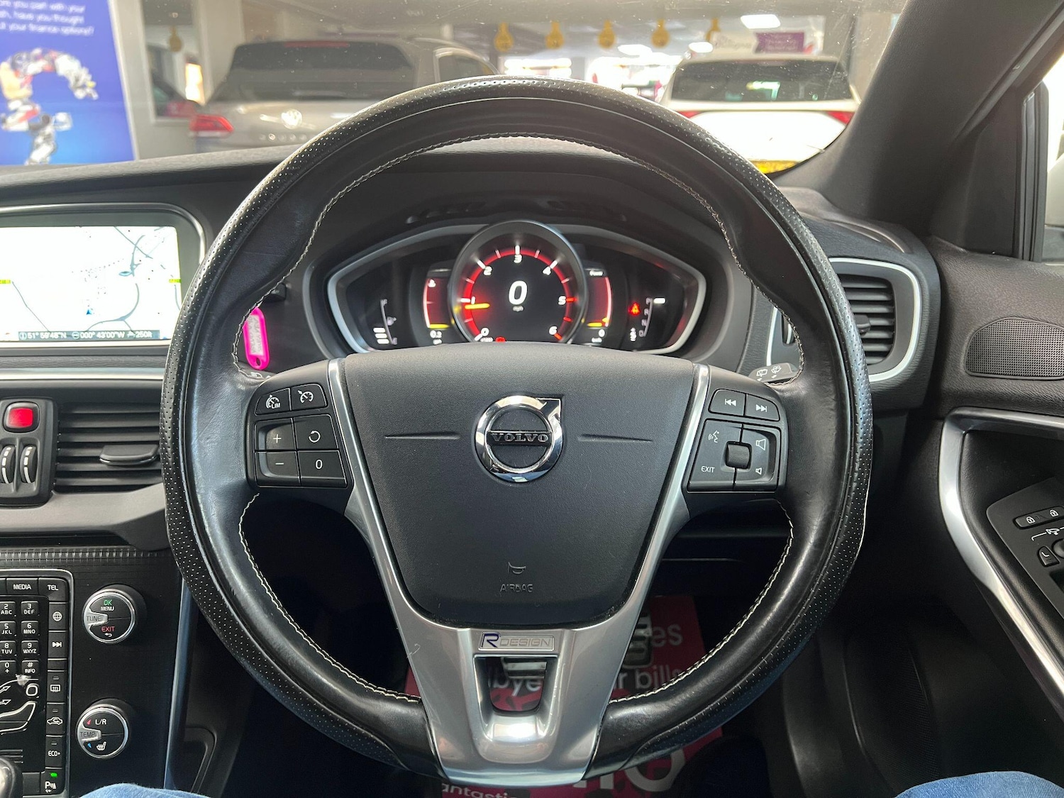 Used Volvo V40 2016 for sale - 77074561: Photo 69