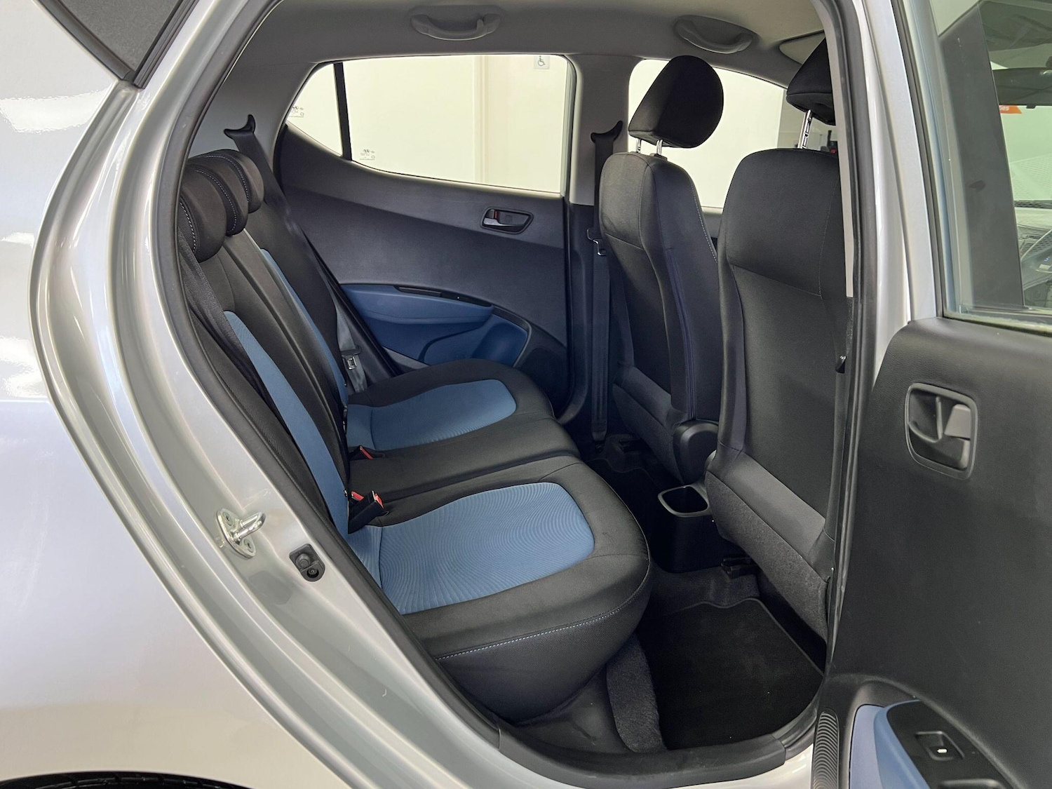 Used Hyundai i10 for sale - 77057600: Photo 24