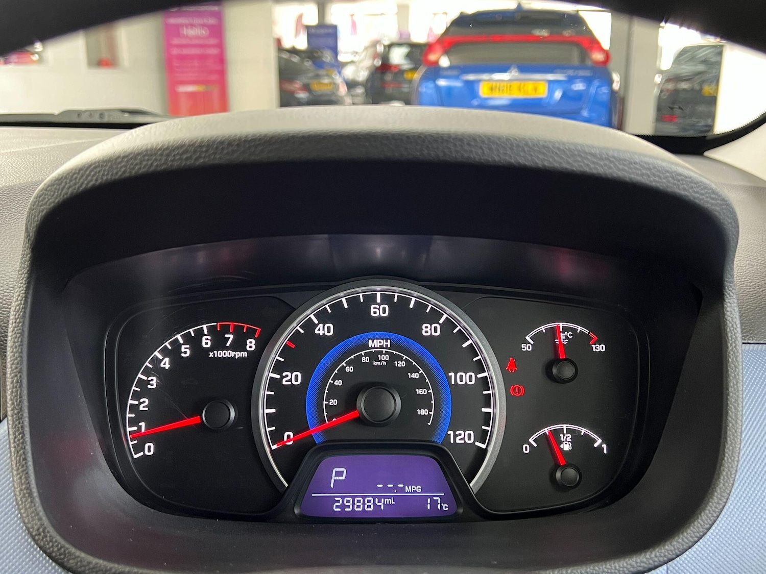 Used Hyundai i10 for sale - 77057600: Photo 45