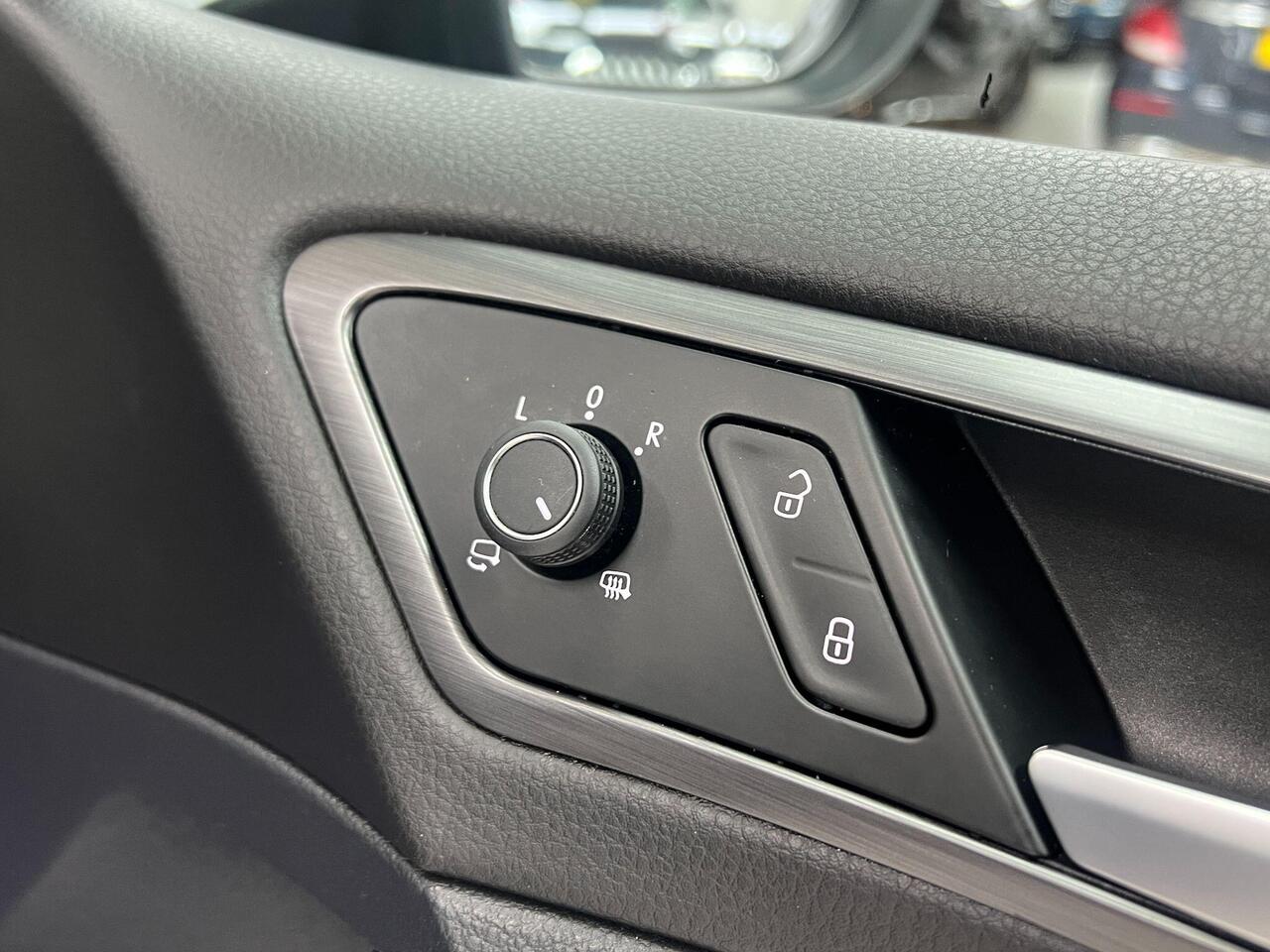 Used Volkswagen Golf 2017 for sale - 77743891: Photo 27