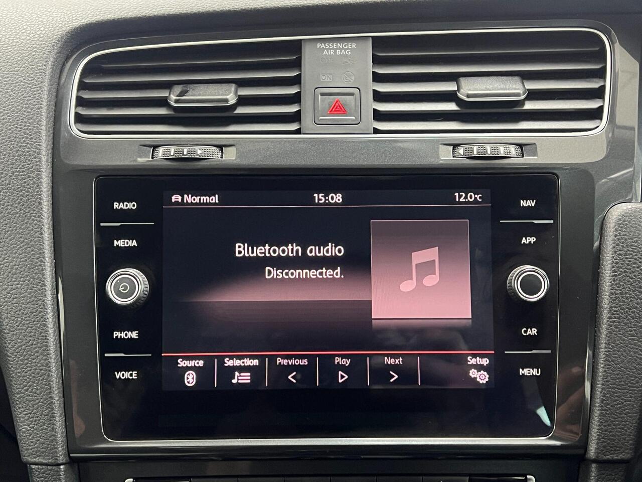 Used Volkswagen Golf 2017 for sale - 77743891: Photo 52