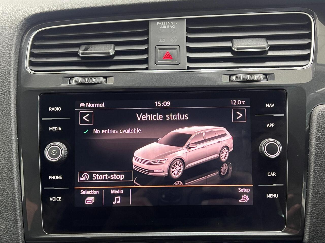 Used Volkswagen Golf 2017 for sale - 77743891: Photo 59