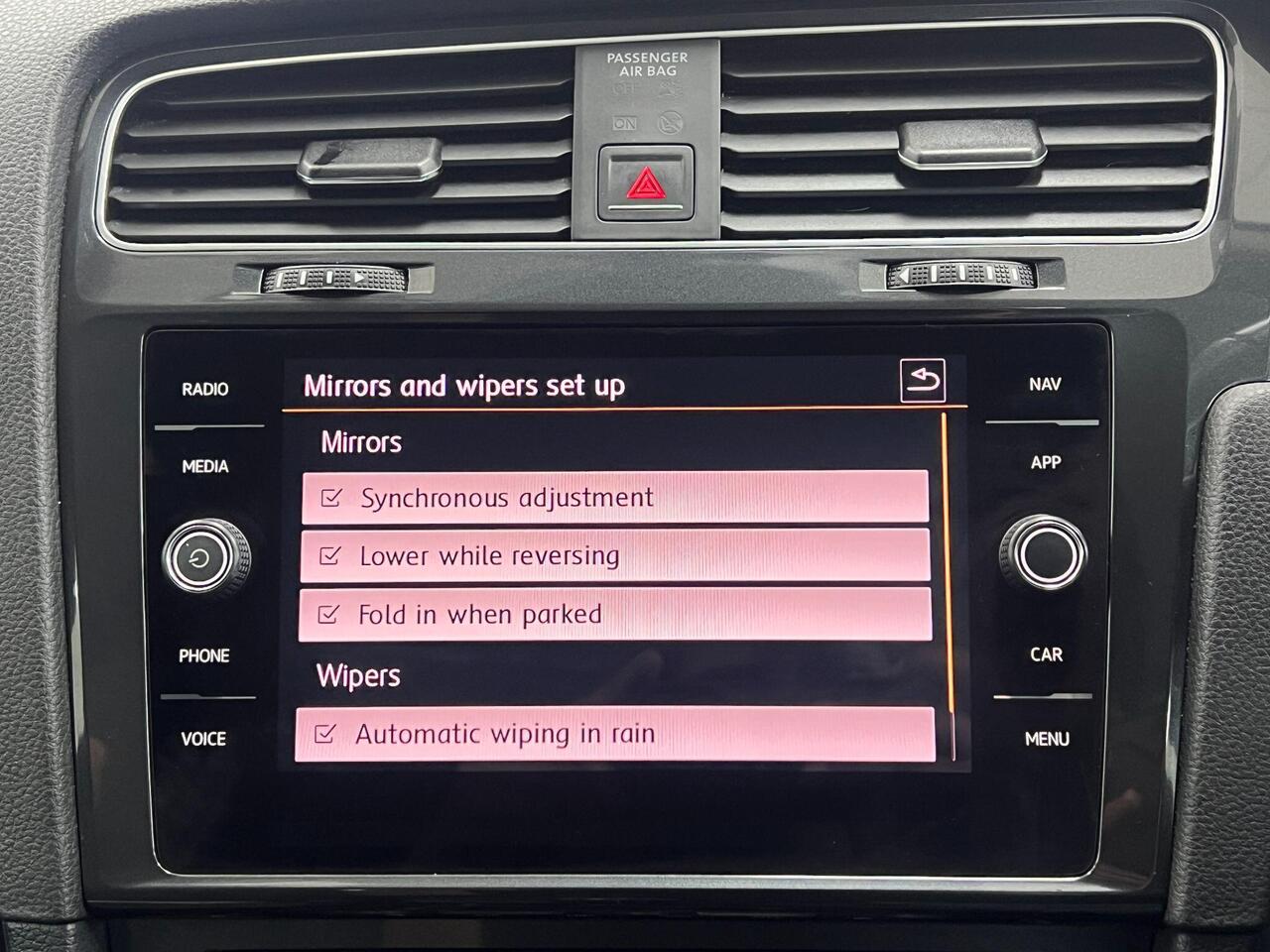 Used Volkswagen Golf 2017 for sale - 77743891: Photo 65