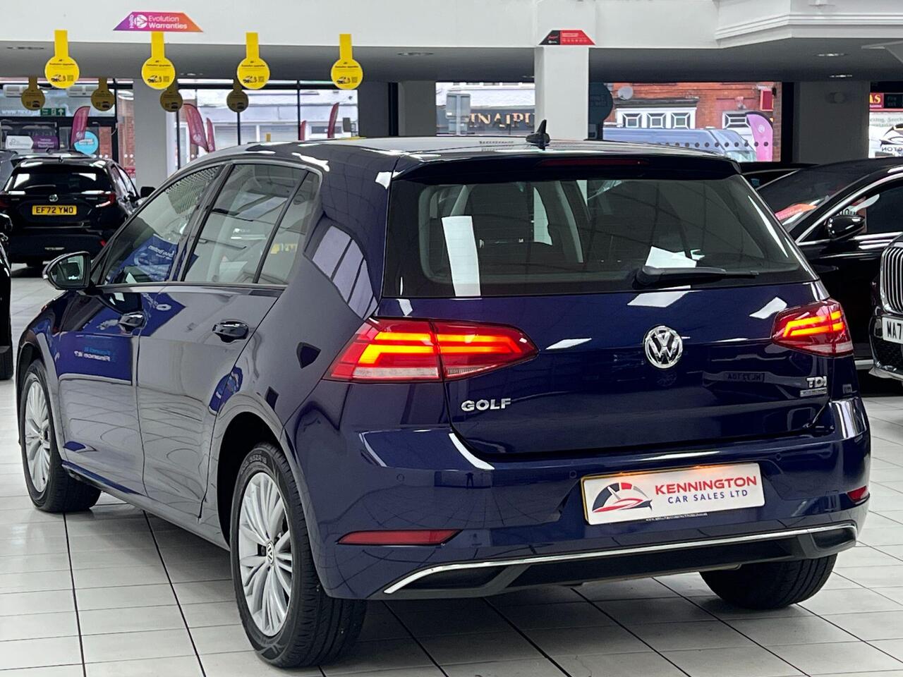 Used Volkswagen Golf 2017 for sale - 77743891: Photo 9