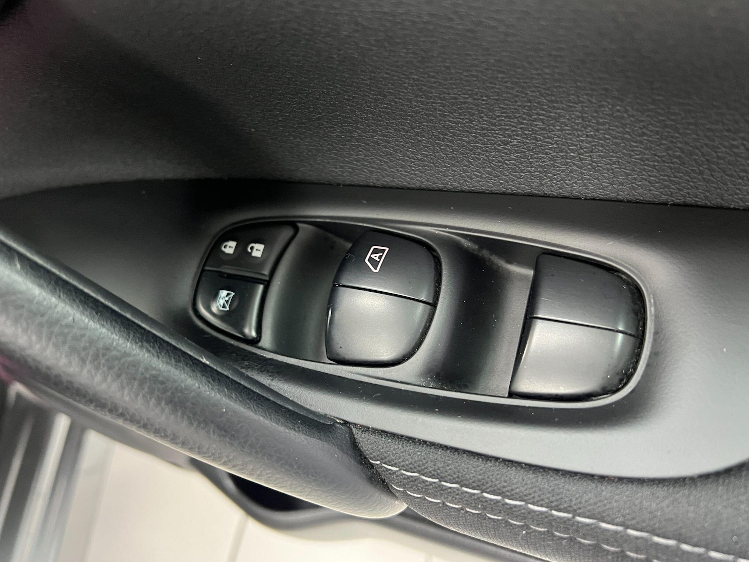 Used Nissan Qashqai 2016 for sale - 77174940: Photo 24