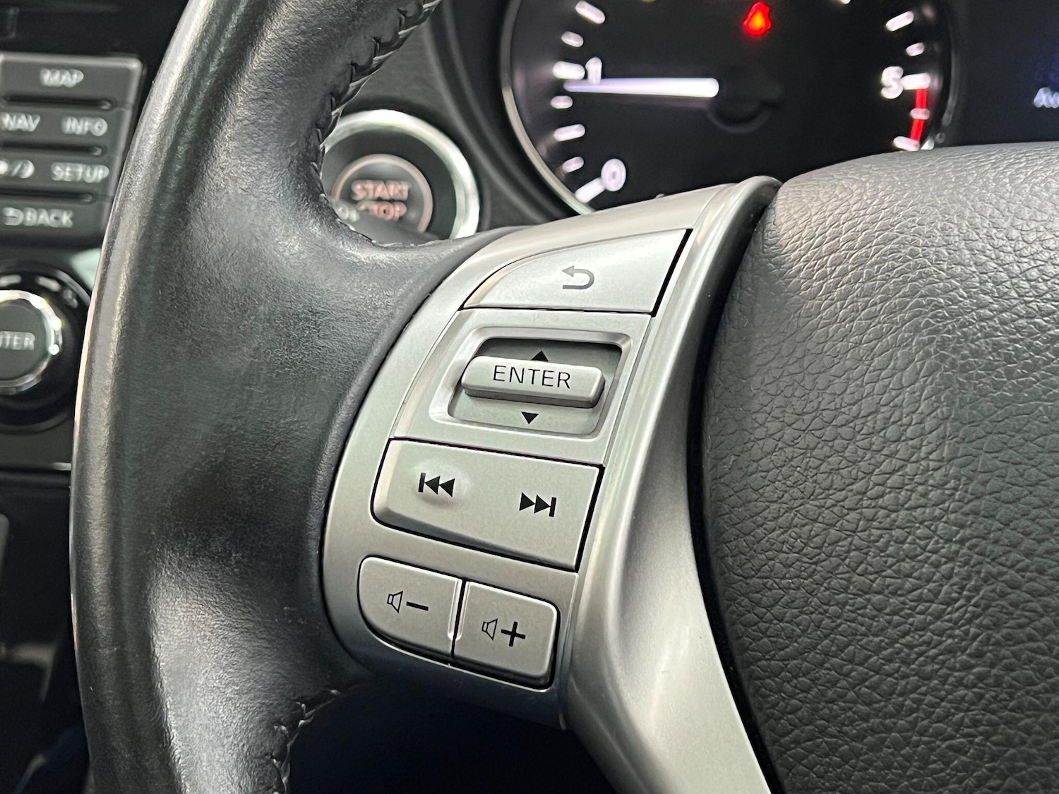 Used Nissan Qashqai 2016 for sale - 77174940: Photo 29